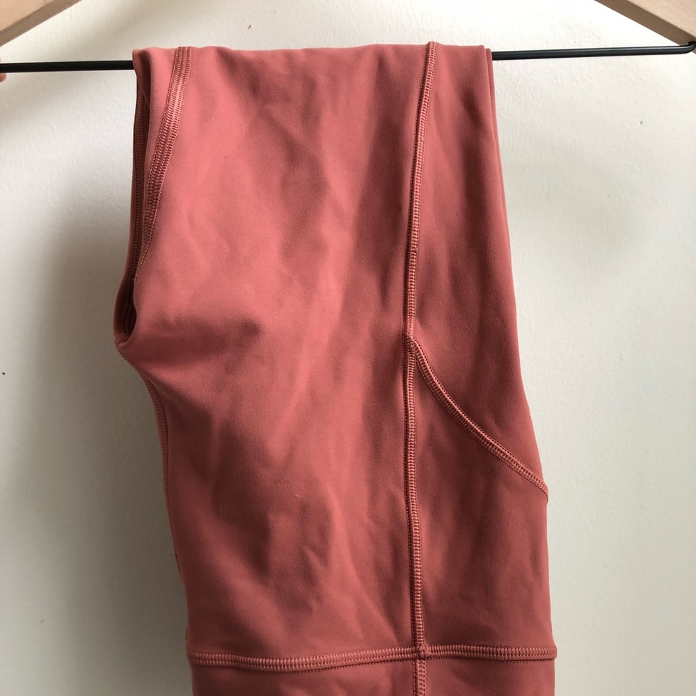 Lululemon In Movement crop